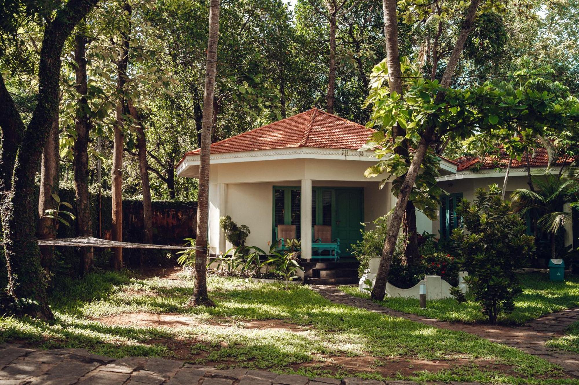 Paddlecult Surf Retreat Bed and Breakfast Varkala Buitenkant foto