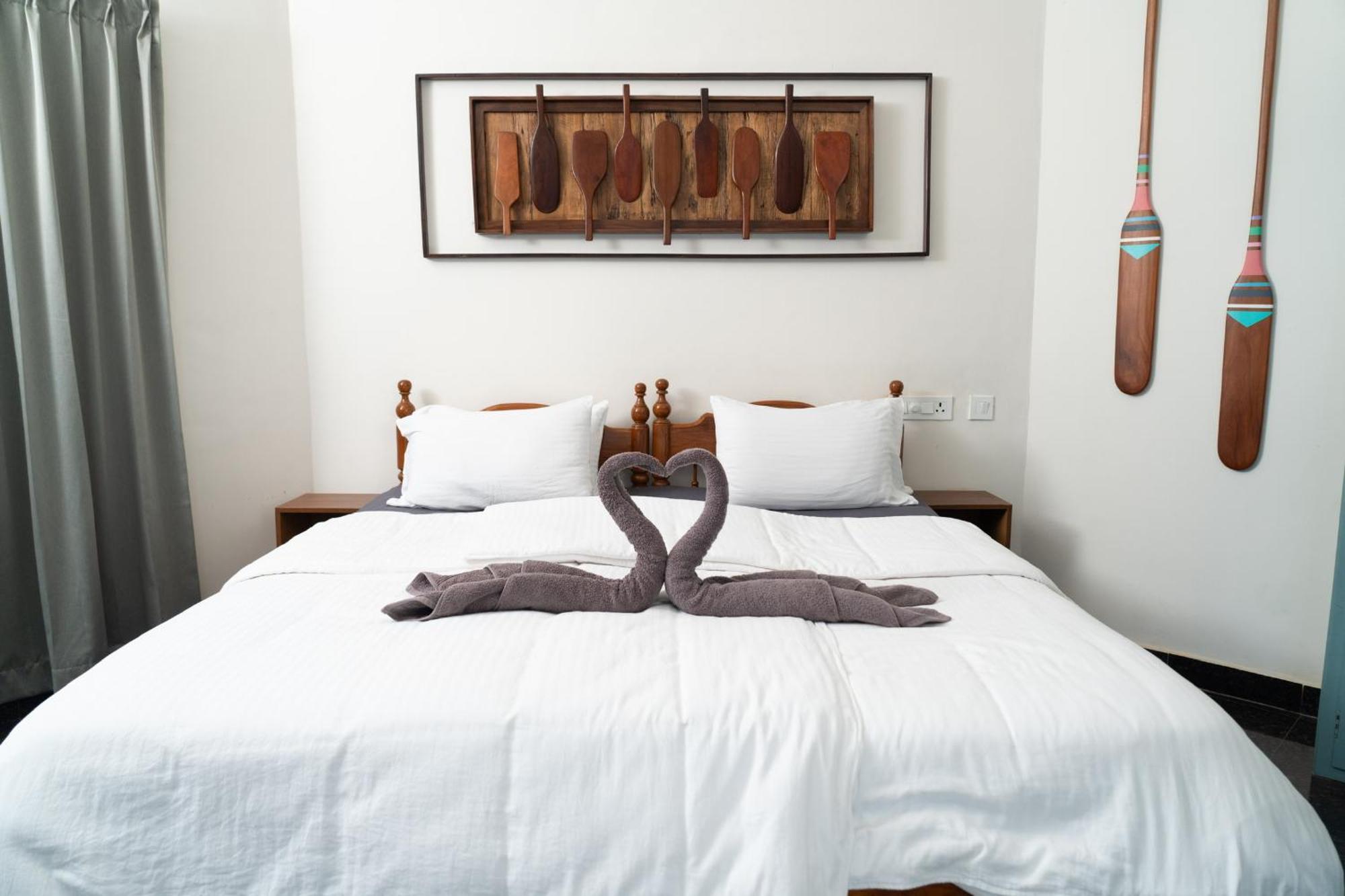 Paddlecult Surf Retreat Bed and Breakfast Varkala Buitenkant foto